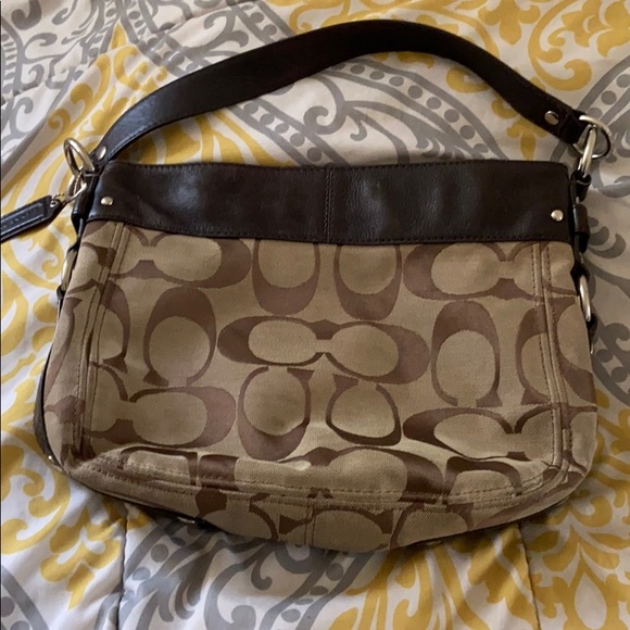 Coach Signature “Zoe” hobo shoulder bag - Picture 3 of 7